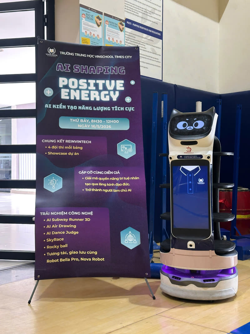 BellaBot Pro tại sự kiện AI Vinschool Times City